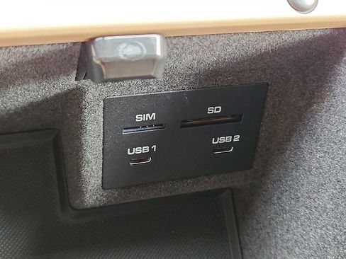 Used 2023 Porsche Macan image 23