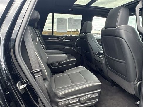 Certified 2024 Cadillac Escalade Premium Luxury w/ Performance Package AWD/4WD image 27