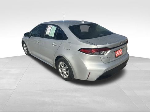 Used 2024 Toyota Corolla LE image 16