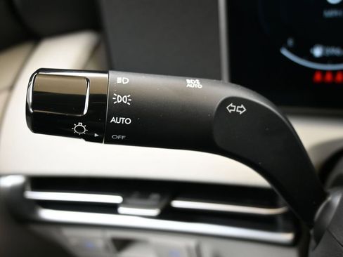 New 2026 Hyundai Tucson Limited image 28