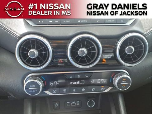 Used 2024 Nissan Sentra SV w/ All-Weather Package FWD image 17