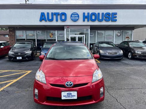 Used 2010 Toyota Prius Four w/ Solar Roof Pkg FWD image 2