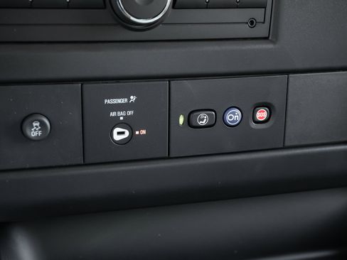 New 2025 GMC Savana 2500 Extended w/ Driver Convenience Package image 41