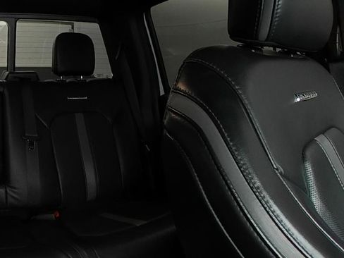 Used 2019 Ford F250 Platinum AWD/4WD image 11