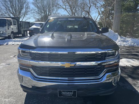 Used 2016 Chevrolet Silverado 1500 LT w/ All Star Edition image 3