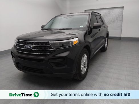 Used 2023 Ford Explorer XLT image 1