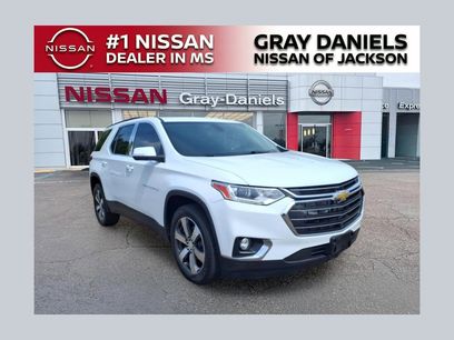 Used 2021 Chevrolet Traverse LT w/ LT Premium Package