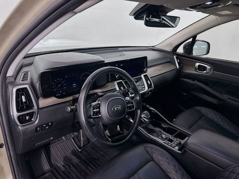 Used 2021 Kia Sorento SX Prestige AWD/4WD image 9