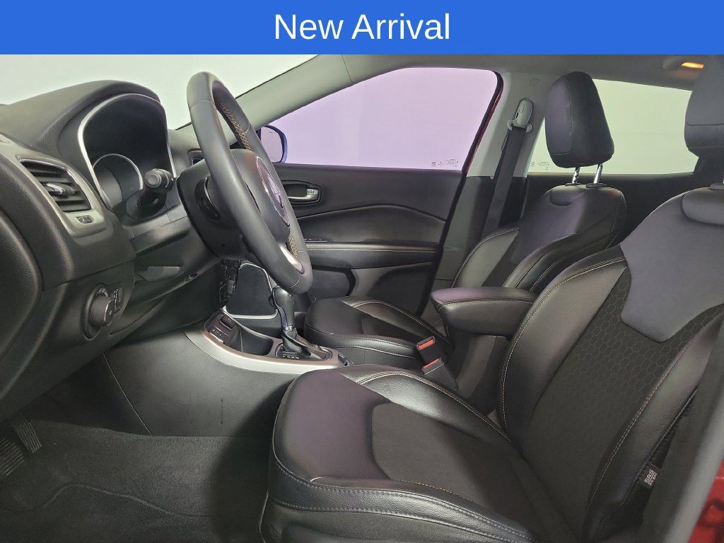 Used 2021 Jeep Compass Latitude FWD image 12