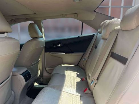 Used 2013 Toyota Camry XLE image 7