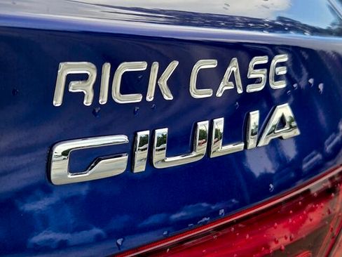 Used 2022 Alfa Romeo Giulia Sprint RWD image 14