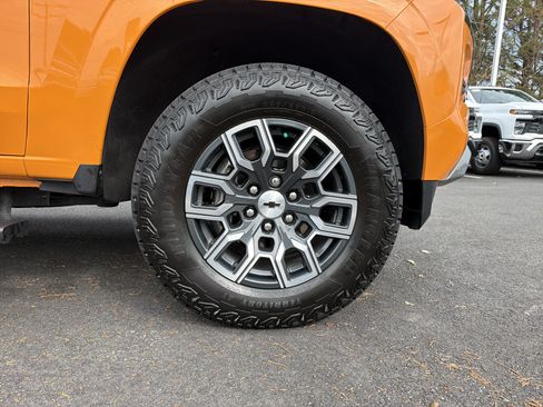 Used 2026 Chevrolet Colorado Z71 AWD/4WD image 13