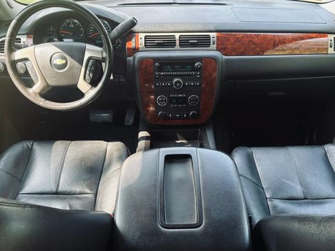 Used 2012 Chevrolet Avalanche LT w/ All-Star Edition AWD/4WD image 18