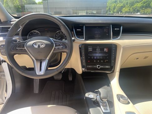 Used 2022 INFINITI QX50 Luxe AWD/4WD image 13