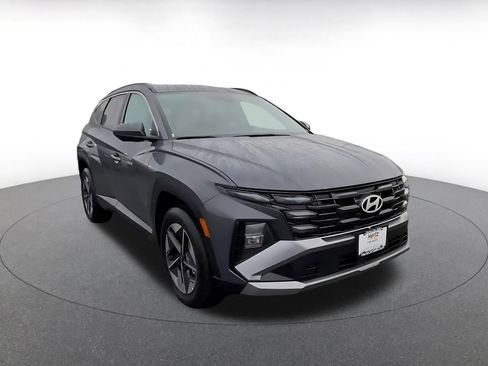 Used 2025 Hyundai Tucson SEL image 3
