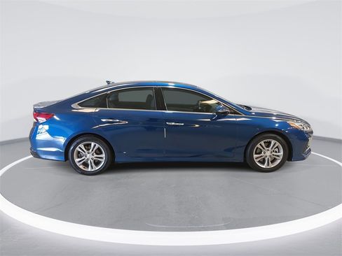 Used 2018 Hyundai Sonata Limited w/ Limited Ultimate Package 03 image 4