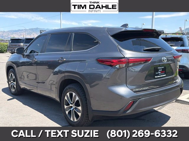 Used 2023 Toyota Highlander XLE AWD/4WD image 8