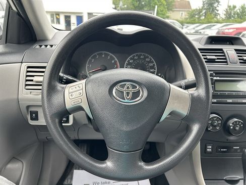 Used 2013 Toyota Corolla L FWD image 13