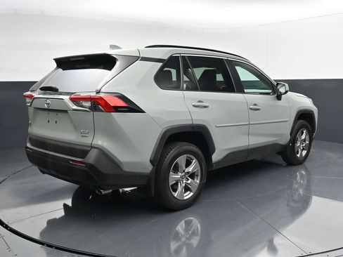 Used 2023 Toyota RAV4 XLE w/ Convenience Package AWD/4WD image 7