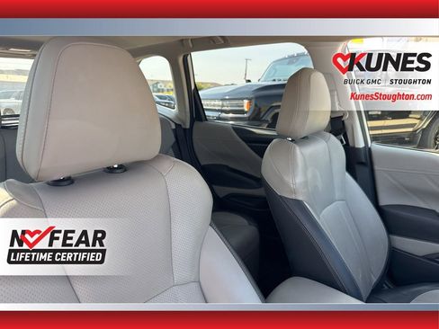 Used 2024 Subaru Forester Limited image 57