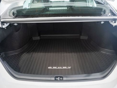 New 2026 Toyota Camry SE FWD image 10
