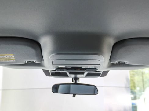 Used 2023 Ford F150 XLT image 16