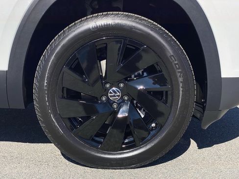 New 2026 Volkswagen Atlas SE AWD/4WD image 11