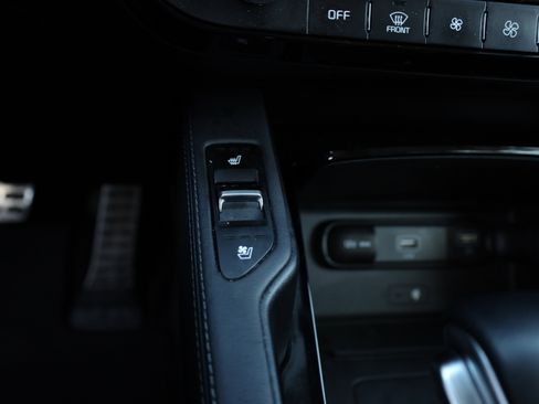 Used 2021 Kia Telluride SX w/ SX Prestige Package image 13