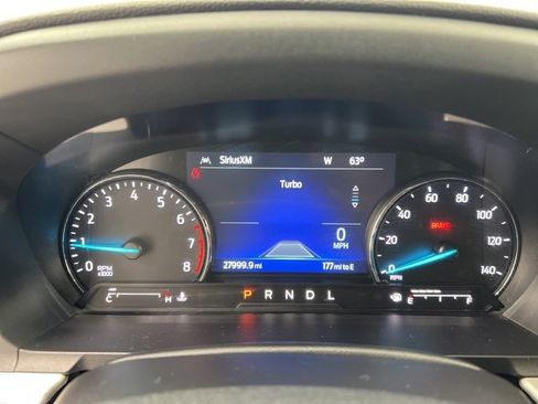 Used 2022 Ford Explorer XLT w/ Equipment Group 202A image 9