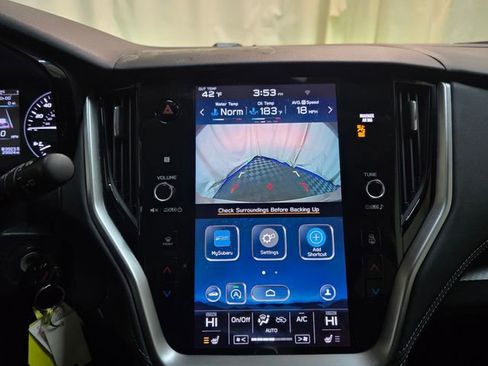 Used 2022 Subaru Outback Premium image 22