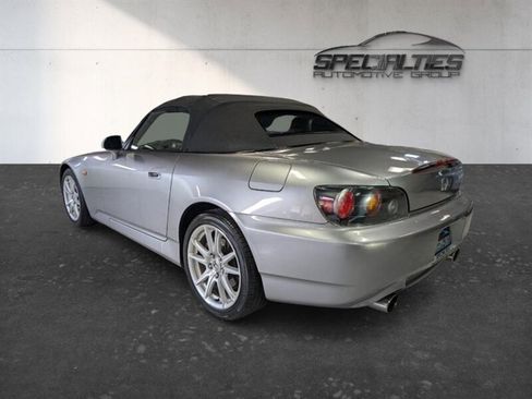 Used 2005 Honda S2000 image 16