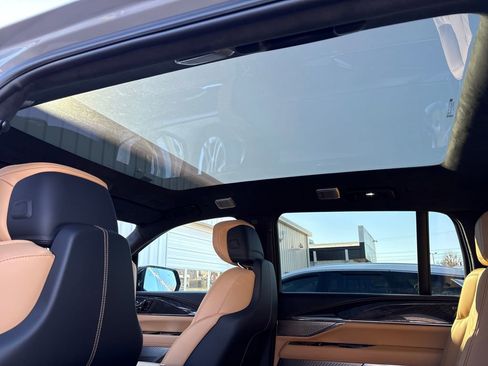 New 2026 Cadillac Escalade IQ Luxury 2 w/ LPO, Floor Liner Package image 43