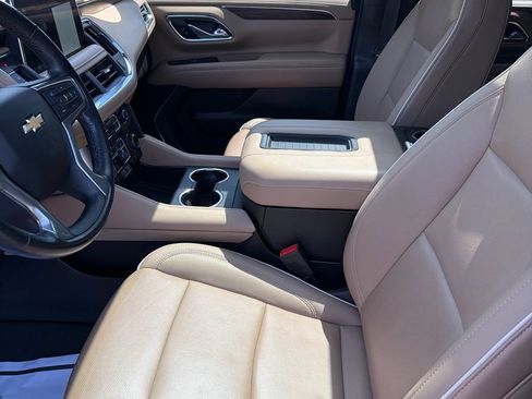 Used 2023 Chevrolet Suburban Premier AWD/4WD image 26