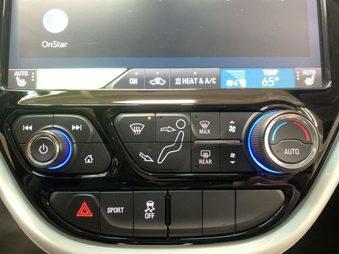 Used 2017 Chevrolet Bolt LT FWD image 16