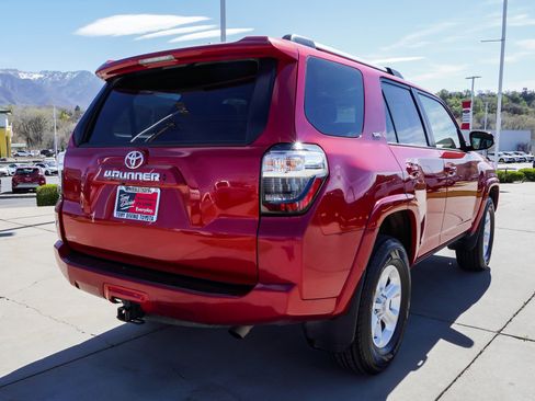 Certified 2024 Toyota 4Runner SR5 Premium w/ Moonroof Package AWD/4WD image 8