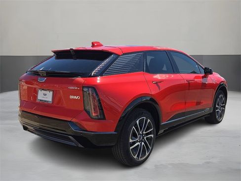 New 2025 Cadillac Optiq Sport 1 image 4