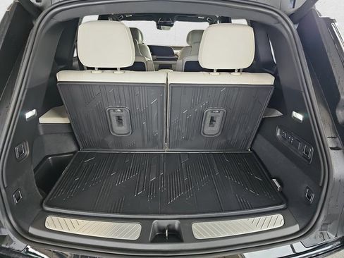New 2026 Cadillac Vistiq Luxury w/ LPO, Floor Liner Package image 13