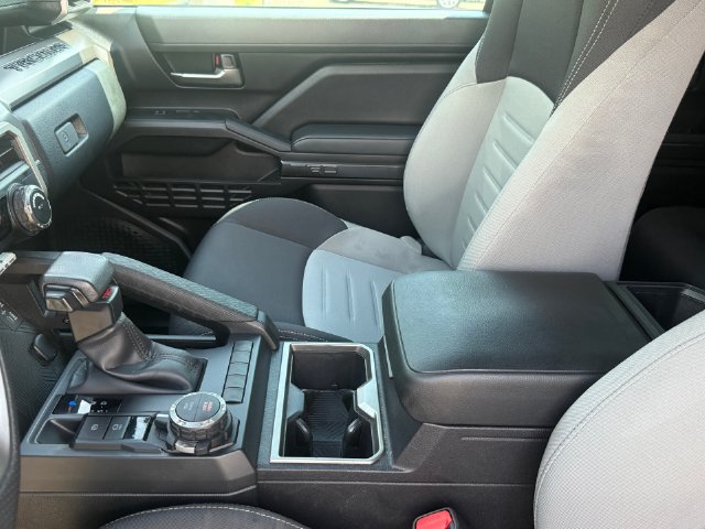 Used 2024 Toyota Tacoma TRD Sport AWD/4WD image 10