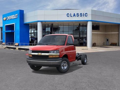 New 2026 Chevrolet Express 3500 w/ Power Convenience Package RWD image 8