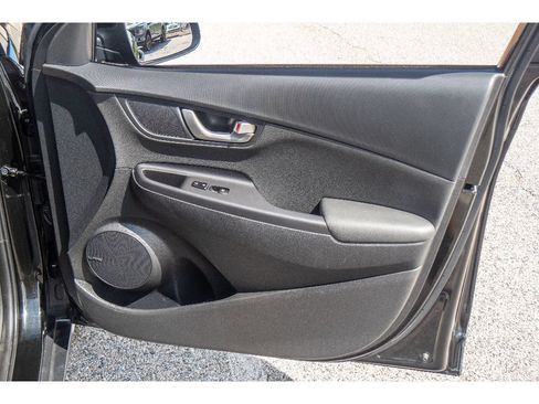 Used 2018 Hyundai Kona Ultimate AWD/4WD image 17