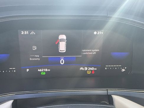 Used 2022 Volkswagen Taos SE image 11