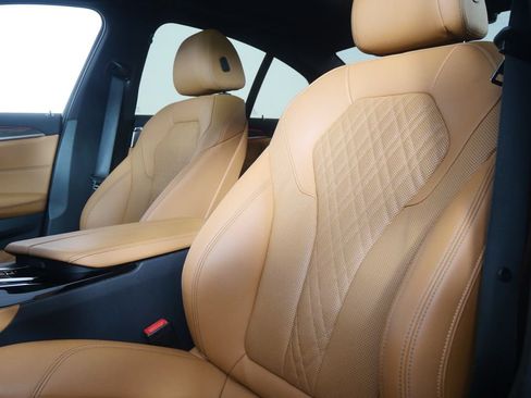 Certified 2023 BMW 540i w/ M Sport Package RWD image 12