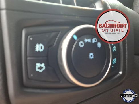 Used 2015 Ford Focus Titanium w/ Titanium Technology Package image 19