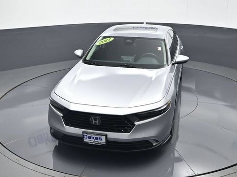 Used 2023 Honda Accord EX image 46
