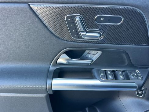 New 2025 Mercedes-Benz GLA 35 AMG 4MATIC image 13