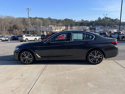 Certified 2023 BMW 530e xDrive 530e iPerformance w/ Premium Package image 5