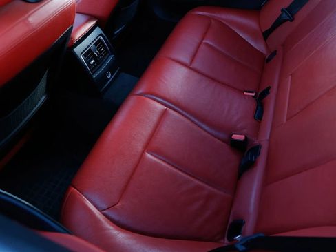 Used 2017 BMW 340i Sedan image 16