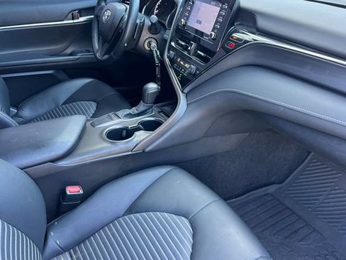 Used 2023 Toyota Camry SE FWD image 16
