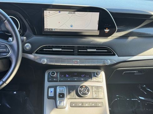 Used 2022 Hyundai Palisade Limited w/ Cargo Package image 17