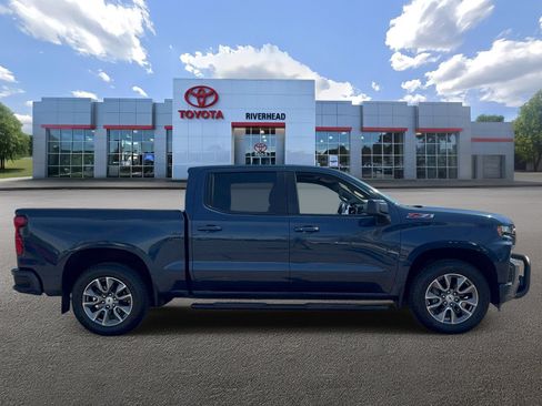 Used 2021 Chevrolet Silverado 1500 RST AWD/4WD image 3